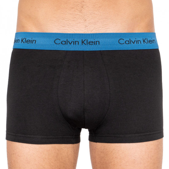 3PACK Calvin Klein miesten bokserit mustat (U2664G-BZP)