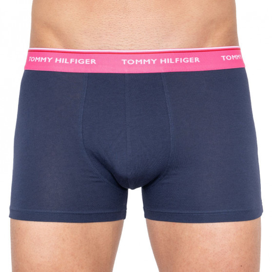 3PACK Tommy Hilfiger miesten bokserit tummansiniset shortsit (UM0UM01642 027)