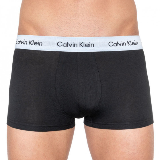 3PACK Calvin Klein miesten bokserit mustat (U2664G-FZH)