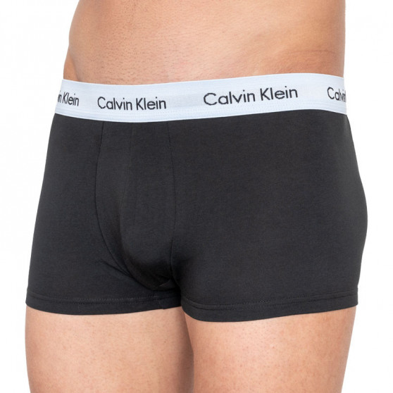 3PACK Calvin Klein miesten bokserit mustat (U2664G-FZH)