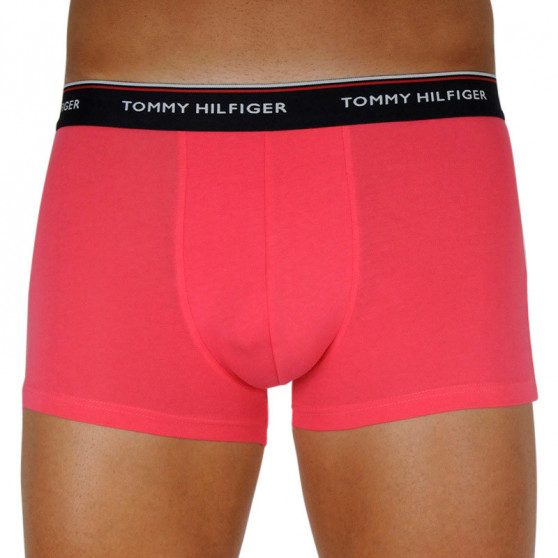 3PACK Tommy Hilfiger miesten bokserit moniväriset shortsit moniväriset (1U87903842 0V0)