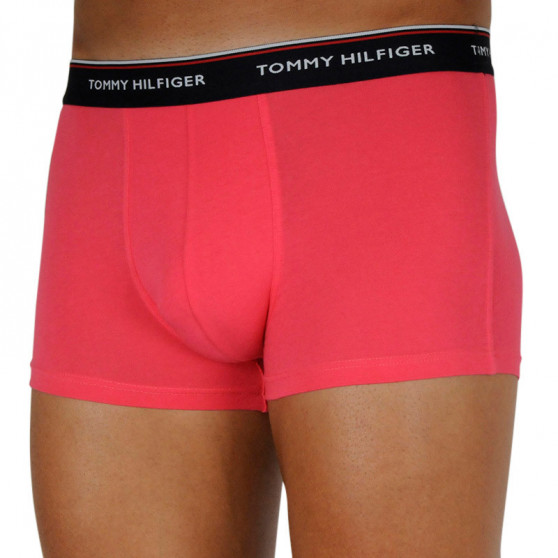 3PACK Tommy Hilfiger miesten bokserit moniväriset shortsit moniväriset (1U87903842 0V0)