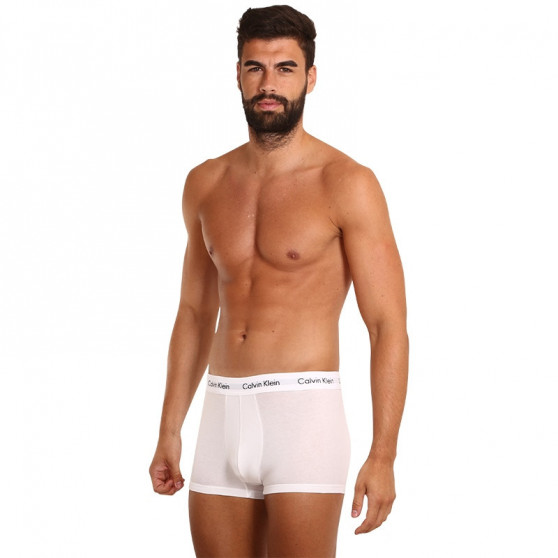 3PACK Calvin Klein miesten bokserit valkoiset (U2664G-100)