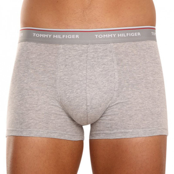 3PACK Tommy Hilfiger miesten bokserit moniväriset shortsit moniväriset (1U87903842 004)