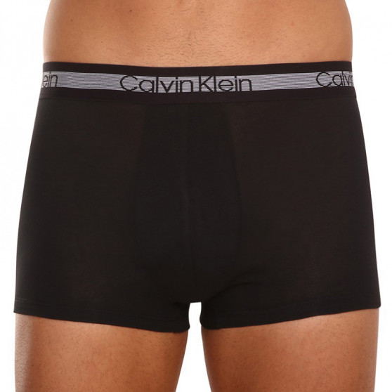 3PACK Calvin Klein miesten bokserit mustat (NB1799A-001)