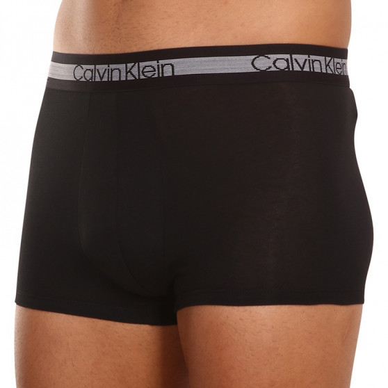 3PACK Calvin Klein miesten bokserit mustat (NB1799A-001)