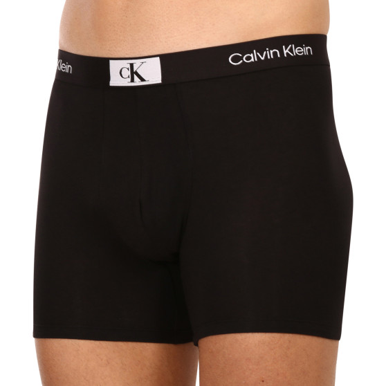 3PACK Calvin Klein miesten bokserit mustat (NB3529A-UB1)