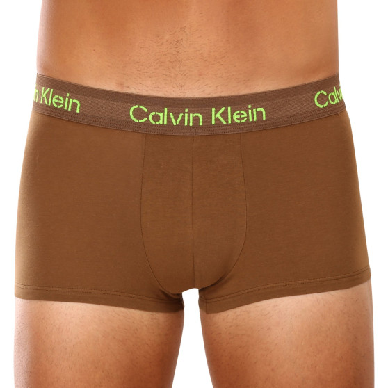 3PACK Calvin Klein miesten bokserit moniväriset shortsit moniväriset (NB3705A-FZ4)