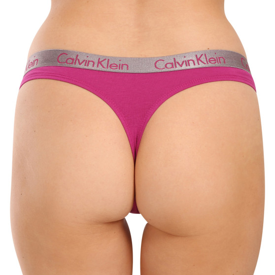 3PACK Calvin Klein naisten stringit moniväriset (QD3560E-I2L)