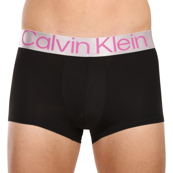 3PACK Calvin Klein miesten bokserit mustat (NB3074A-MHQ)