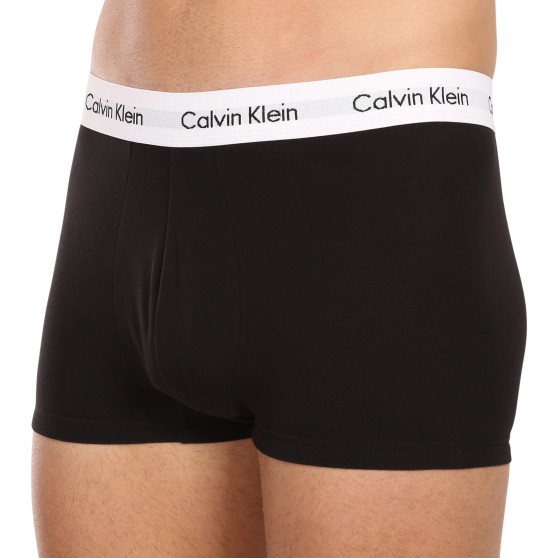 3PACK Calvin Klein miesten bokserit mustat (U2664G-001)