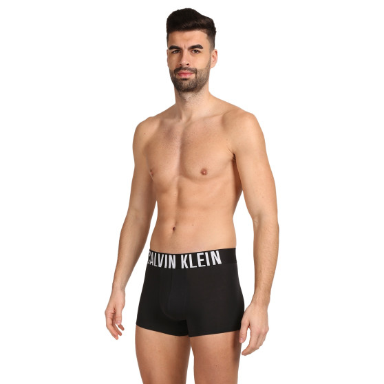 3PACK Calvin Klein miesten bokserit mustat (NB3608A-UB1)