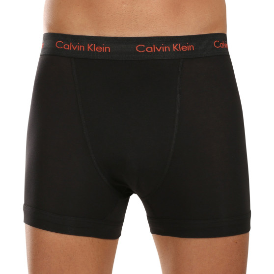 3PACK Calvin Klein miesten bokserit mustat (U2662G-MWO)