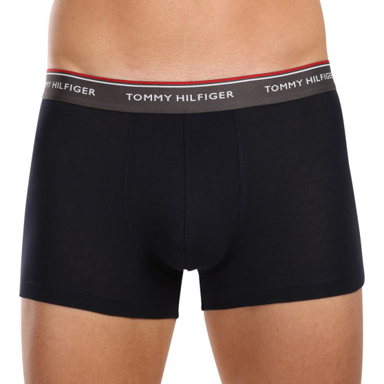 3PACK Tommy Hilfiger miesten bokserit tummansiniset shortsit (UM0UM01642 0SS)