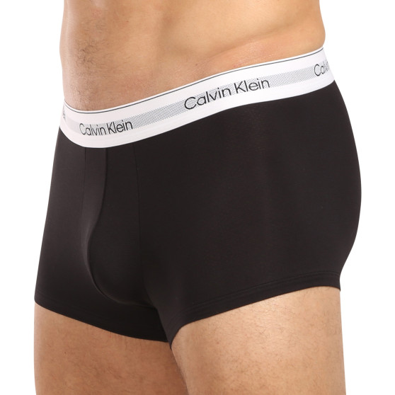 3PACK Calvin Klein miesten bokserit mustat (NB3956A-UB1)